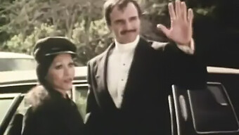 Kadınlar Için Klasik Porno: Eski Düğün Sahnesinde Sharon Mitchell