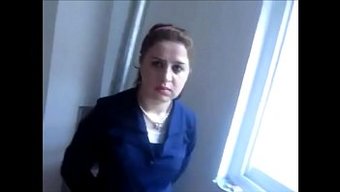 Türk Adam Sevimli Kız Arkadaşıyla Seks Yapıyor