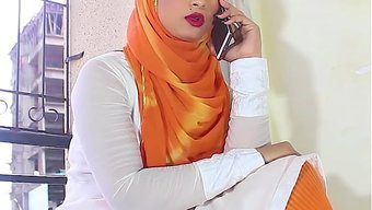 Kirli Salma Xxx Ve Arkadaşının Sikişiyle Hintçe Ses