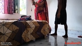 Hint Köyü Oğlanları Ve Seksi Anneleri