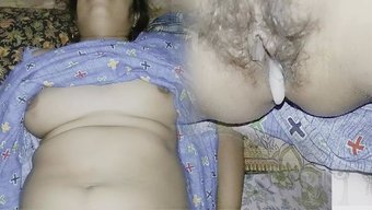 Desi Bhabhi Ve Misafiriyle Sert Seksin Amatör Ev Yapımı Videosu