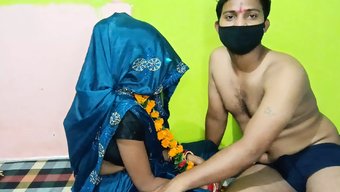 Hintli Genç (18+), Duygusal Bir Sakso Çekiyor Ve Ağzına Dolu Dolu Boşalıyor