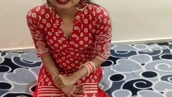 Desi Çift, Büyük Göğüslü Ve Sakso Çeken Ev Yapımı Videoda Sabah Seksinin Tadını Çıkarıyor