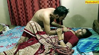 Tamil Milf, Kocasının Arkadaşı Tarafından Ateşli Bir Üçlü Videosunda Sikişiyor!