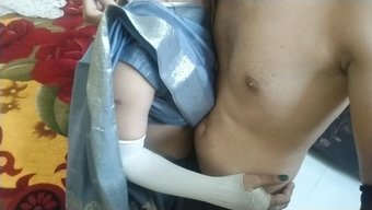 Büyük Popolu Biseksüel Bhabhi, Ev Yapımı Videoda Cowgirl Pozisyonunda Sikişiyor Ve Çıplak Kalıyor
